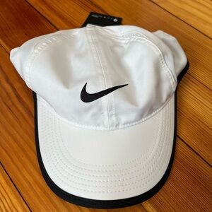 Nike women’s hat